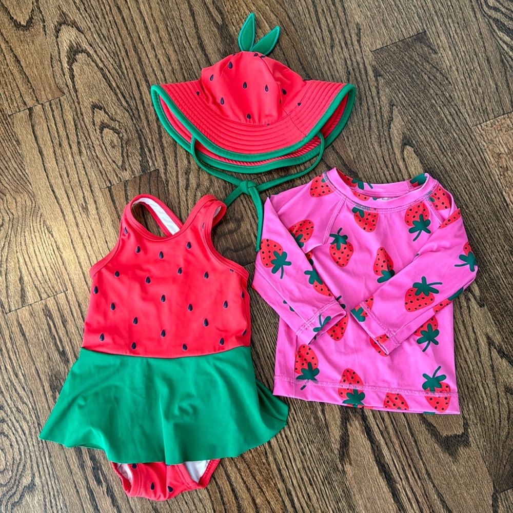 Hanna Andersson Red and Green Kids Swim Set